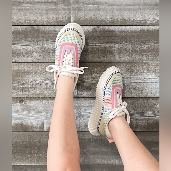 corkys footwear adventure woven platform sneaker in multi color - Picture 2 of 10